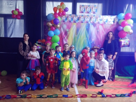 Tanecznym krokiem w Nowym Roku,  czyli BAL KARNAWAŁOWY 2026 w naszej szkole!