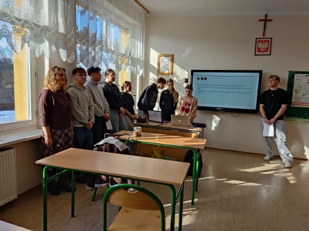 Zajęcia profilaktyczne dla klasy ósmej dotyczące zasad prawidłowego odżywiania się 