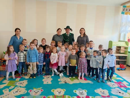 Spotkanie z babcią Marysią i dziadziem Jasiem