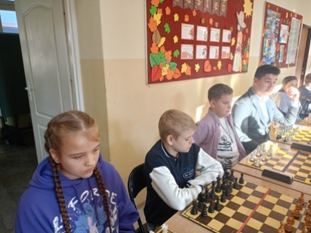 Nauczcie dzieci grać w szachy a o ich przyszłość możecie być spokojni - Paul Morphy